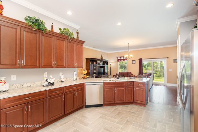 340 Albright Street SE, Palm Bay, FL 32909