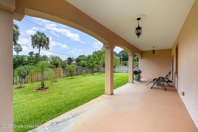 340 Albright Street SE, Palm Bay, FL 32909