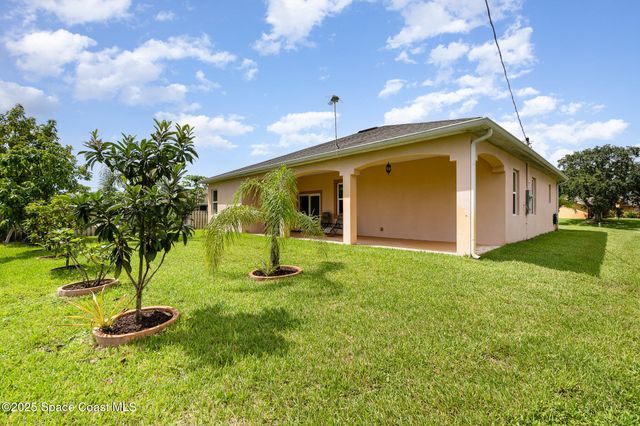 340 Albright Street SE, Palm Bay, FL 32909