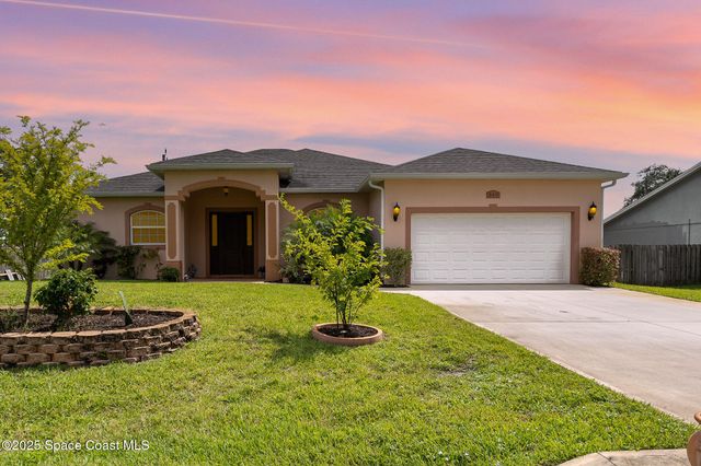 340 Albright Street SE, Palm Bay, FL 32909