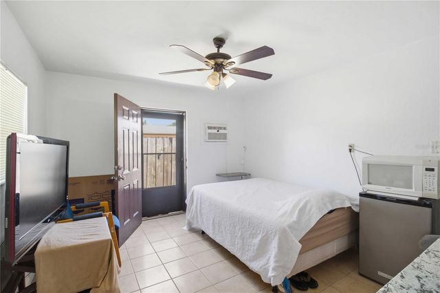 3514 24TH PARKWAY, Sarasota, FL 34235