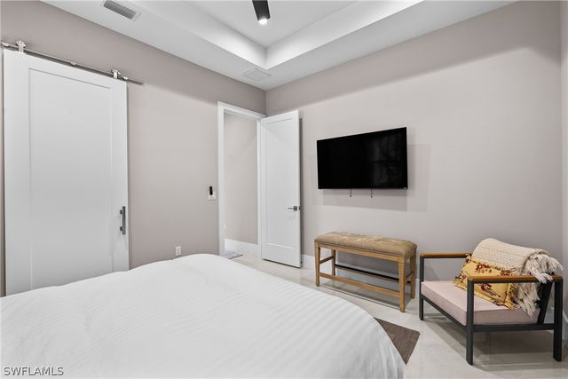 280 39th AVE NE, Naples, FL 34120