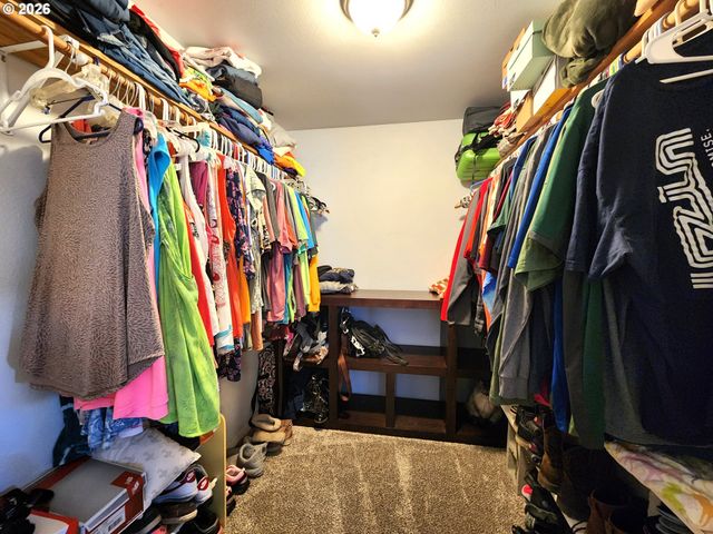 902 N 15TH Ave, Elgin, OR 97827