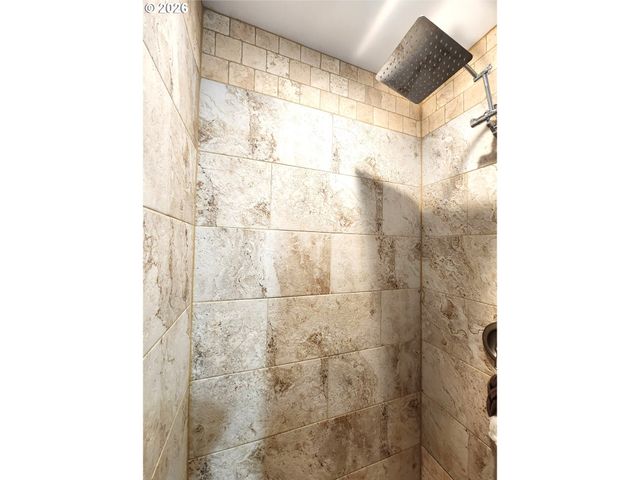 902 N 15TH Ave, Elgin, OR 97827