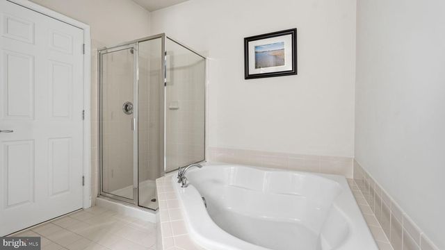 14523 BARKHAM DR, Woodbridge, VA 22191