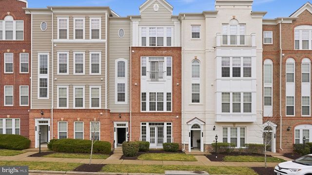 14523 BARKHAM DR, Woodbridge, VA 22191