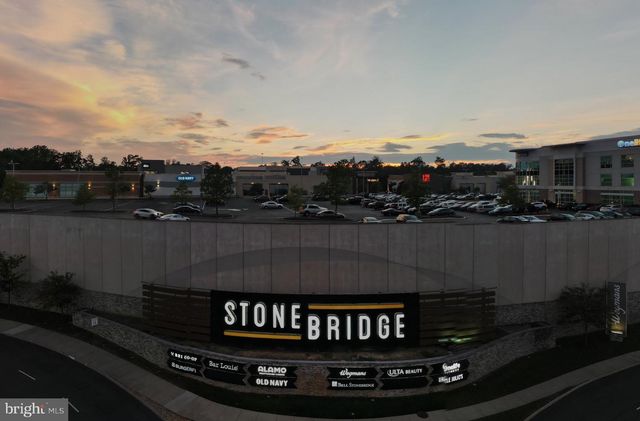 14523 BARKHAM DR, Woodbridge, VA 22191