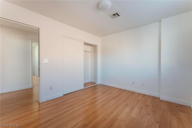 4741 Blue Moon Lane, Las Vegas, NV 89147