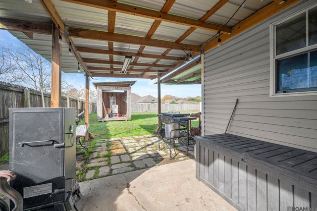 36043 Portsmouth Dr, Denham Springs, LA 70706