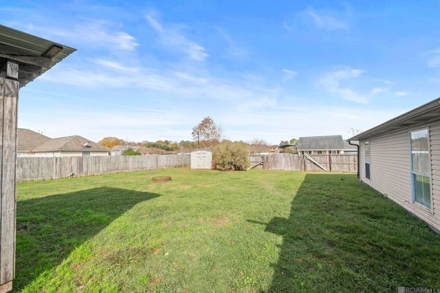 36043 Portsmouth Dr, Denham Springs, LA 70706