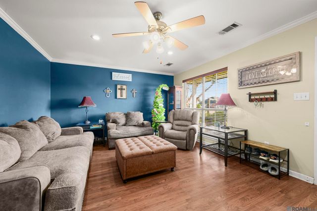 36043 Portsmouth Dr, Denham Springs, LA 70706