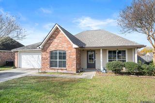36043 Portsmouth Dr, Denham Springs, LA 70706