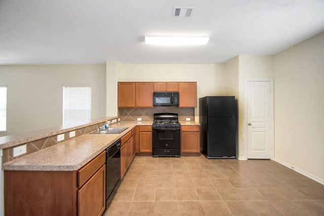 17434 Solly Oak Place, Humble, TX 77396