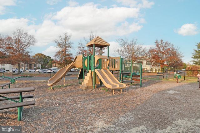 19 CHELSEA CT, Sewell, NJ 08080