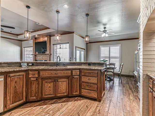 6255 Cedar Farm Road, Edmond, OK 73025