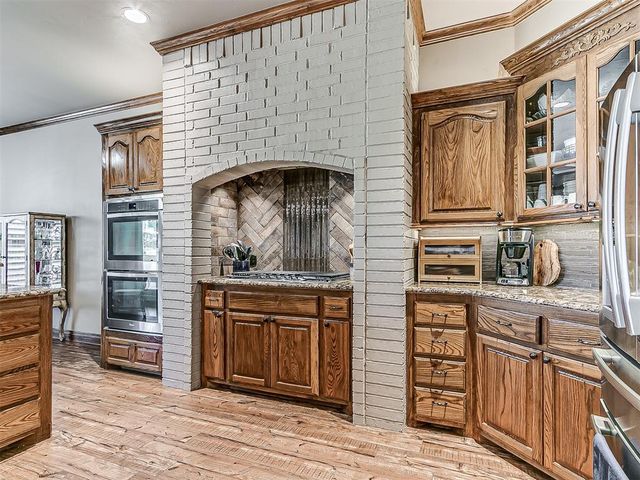6255 Cedar Farm Road, Edmond, OK 73025
