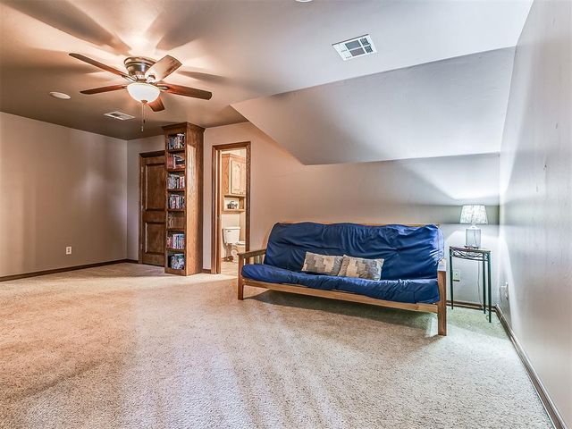 6255 Cedar Farm Road, Edmond, OK 73025
