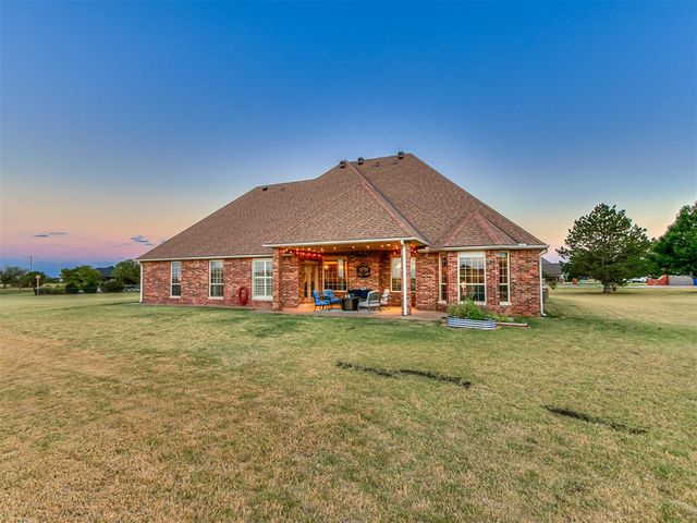 6255 Cedar Farm Road, Edmond, OK 73025