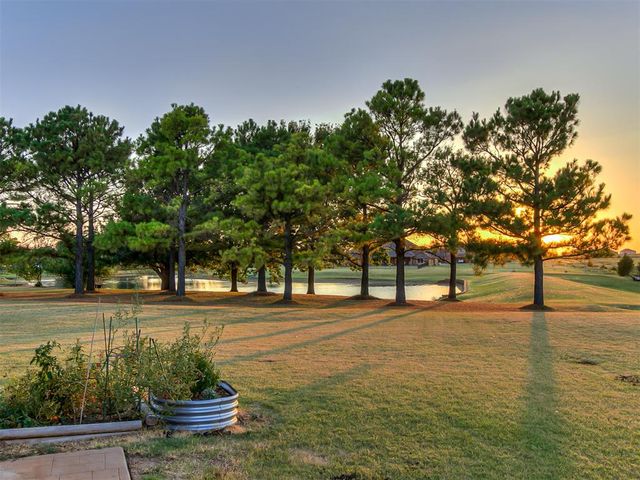 6255 Cedar Farm Road, Edmond, OK 73025