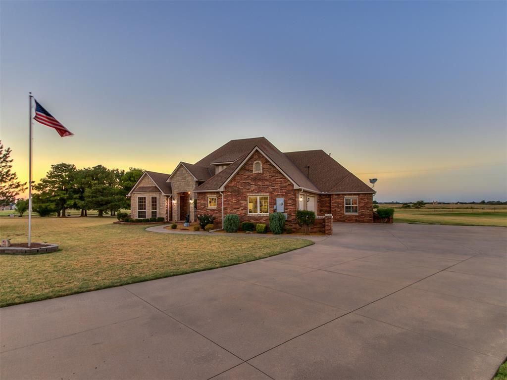 6255 Cedar Farm Road, Edmond, OK 73025