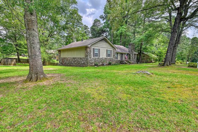 1 Ivy Circle, Arkadelphia, AR 71923