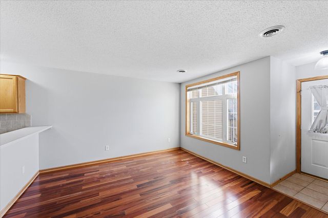 508 Aqua Circle, Lino Lakes, MN 55014