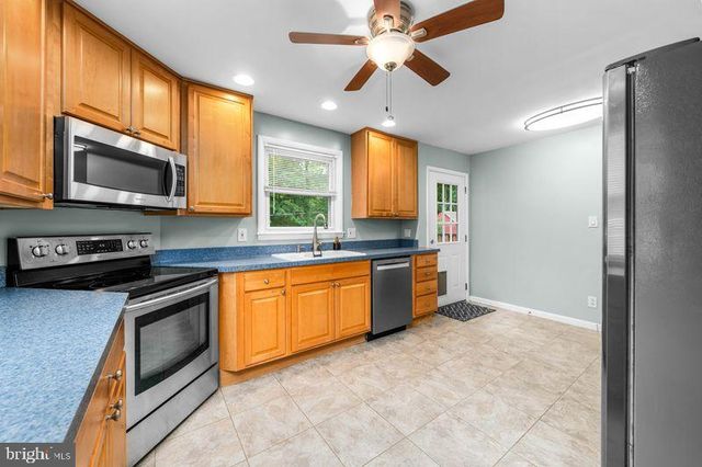 1817 TOWNSHIP RD, Wilmington, DE 19804