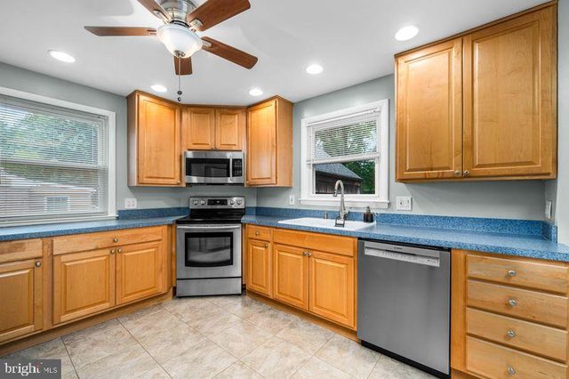 1817 TOWNSHIP RD, Wilmington, DE 19804
