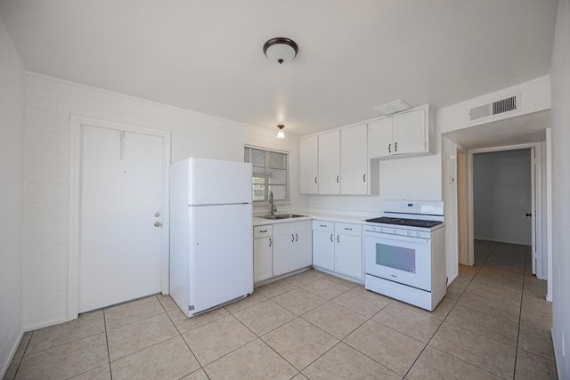 422 S Wilbur A, Mesa, AZ 85210