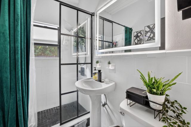 2640 SW 6th Court Unit 2, Fort Lauderdale, FL 33312