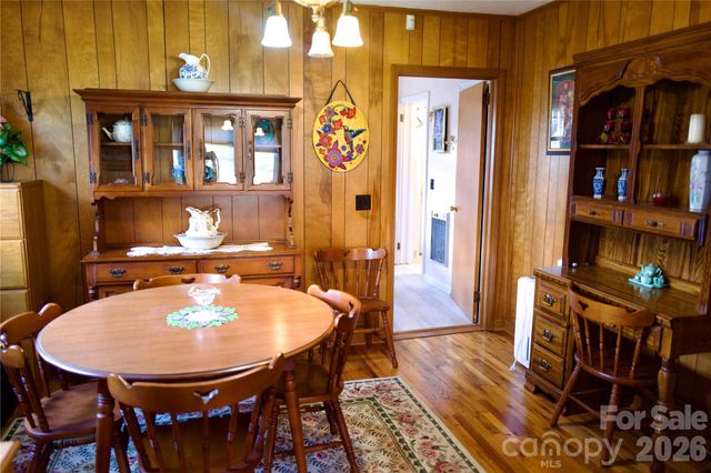 580 Russ Norris Heaton Road, Elk Park, NC 28622