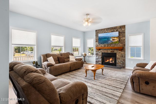 316 Mantoloking Road, Brick, NJ 08723