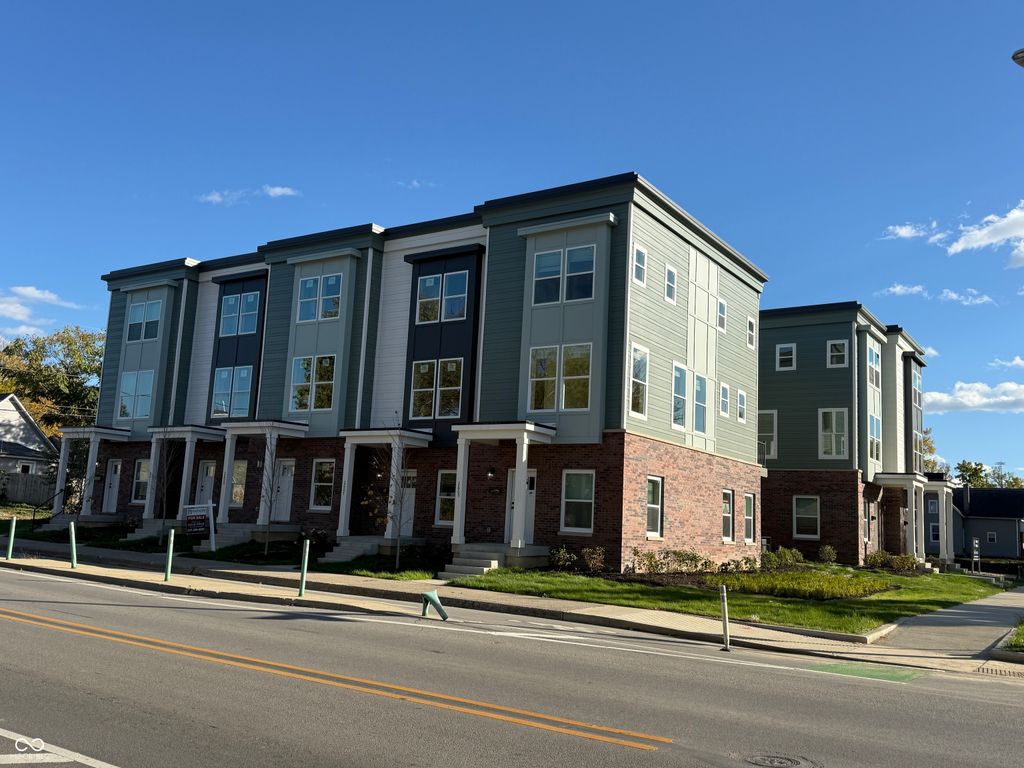 2611 E New York Street, Indianapolis, IN 46201