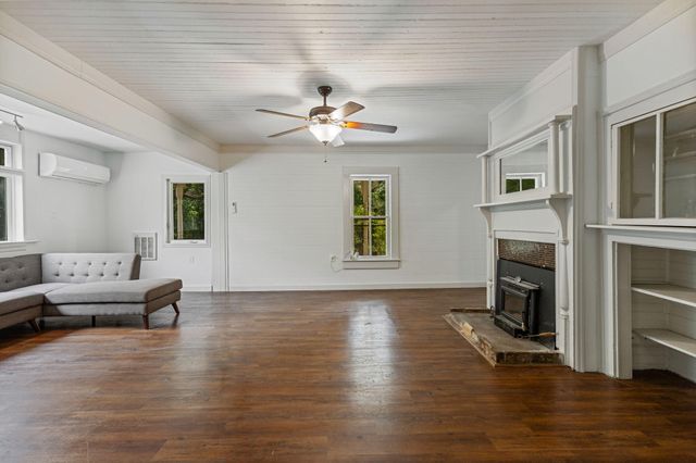 200 Memory Lane, Benton, TN 37307