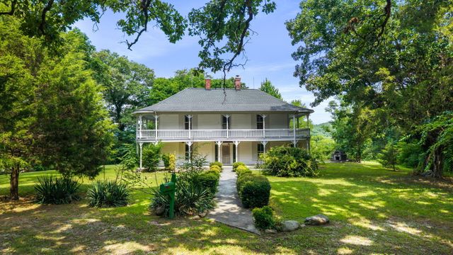 200 Memory Lane, Benton, TN 37307