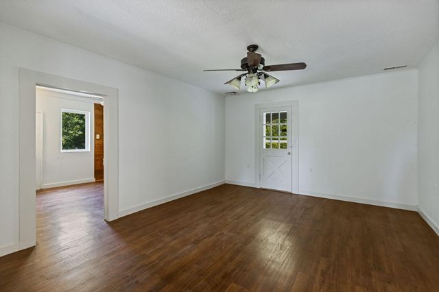 200 Memory Lane, Benton, TN 37307