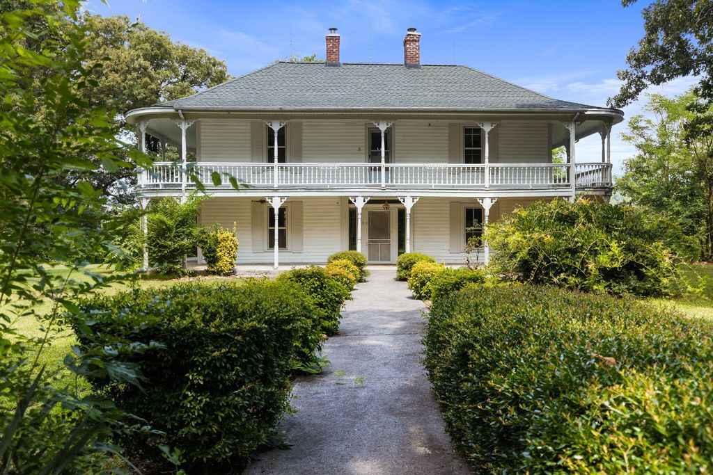 200 Memory Lane, Benton, TN 37307
