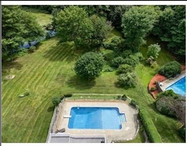 154 Dudley Oxford Rd, Dudley, MA 01571