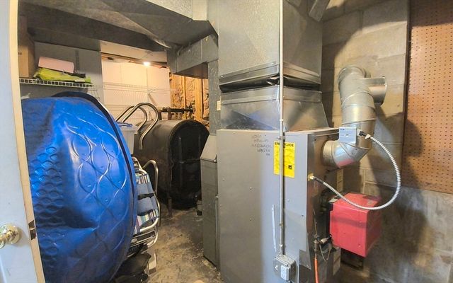 154 Dudley Oxford Rd, Dudley, MA 01571