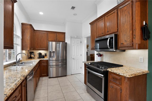3925 Hawk Owl Cove, College Station, TX 77845