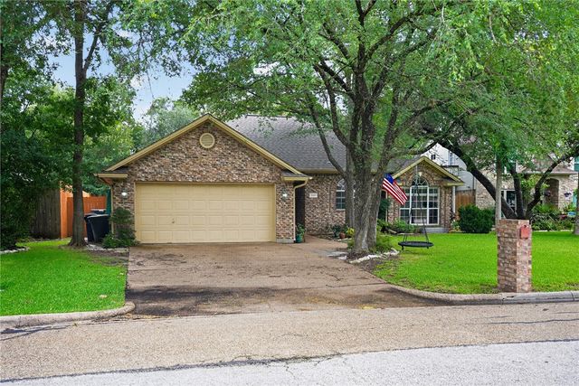 3925 Hawk Owl Cove, College Station, TX 77845