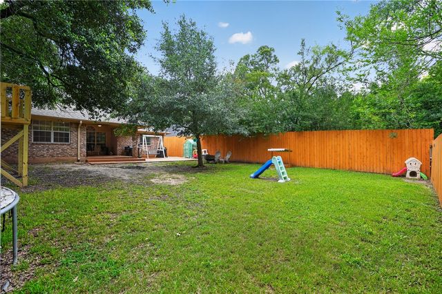 3925 Hawk Owl Cove, College Station, TX 77845
