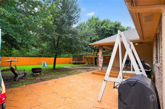 3925 Hawk Owl Cove, College Station, TX 77845