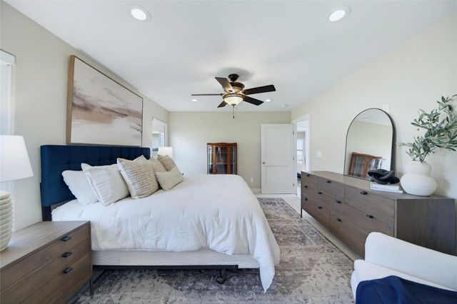 516 Island Lodges DR, Buchanan Dam, TX 78609