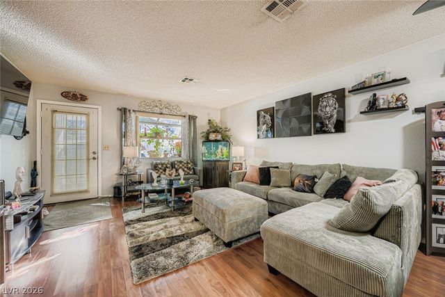 2132 Bavington Drive D, Las Vegas, NV 89108