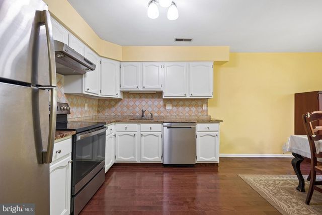 90 TENNYSON DRIVE, Plainsboro, NJ 08536