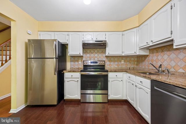 90 TENNYSON DRIVE, Plainsboro, NJ 08536