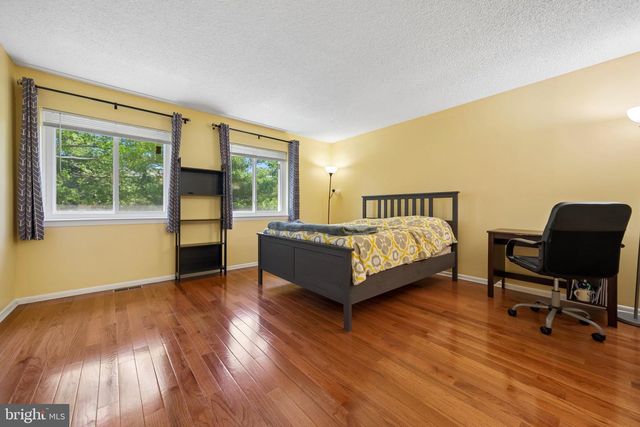 90 TENNYSON DRIVE, Plainsboro, NJ 08536
