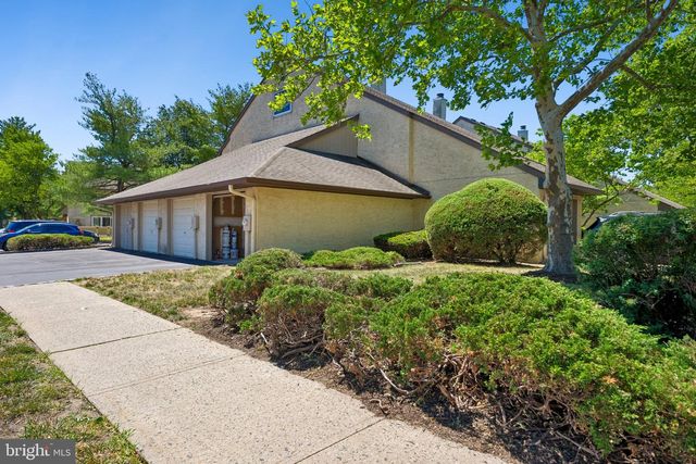 90 TENNYSON DRIVE, Plainsboro, NJ 08536