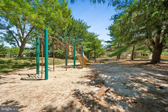 90 TENNYSON DRIVE, Plainsboro, NJ 08536